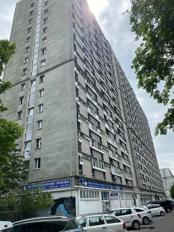 Cozy Three-Room Apartment In The Center Of ורשה